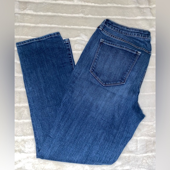 Old Navy Straight Jeans - Picture 2 of 2